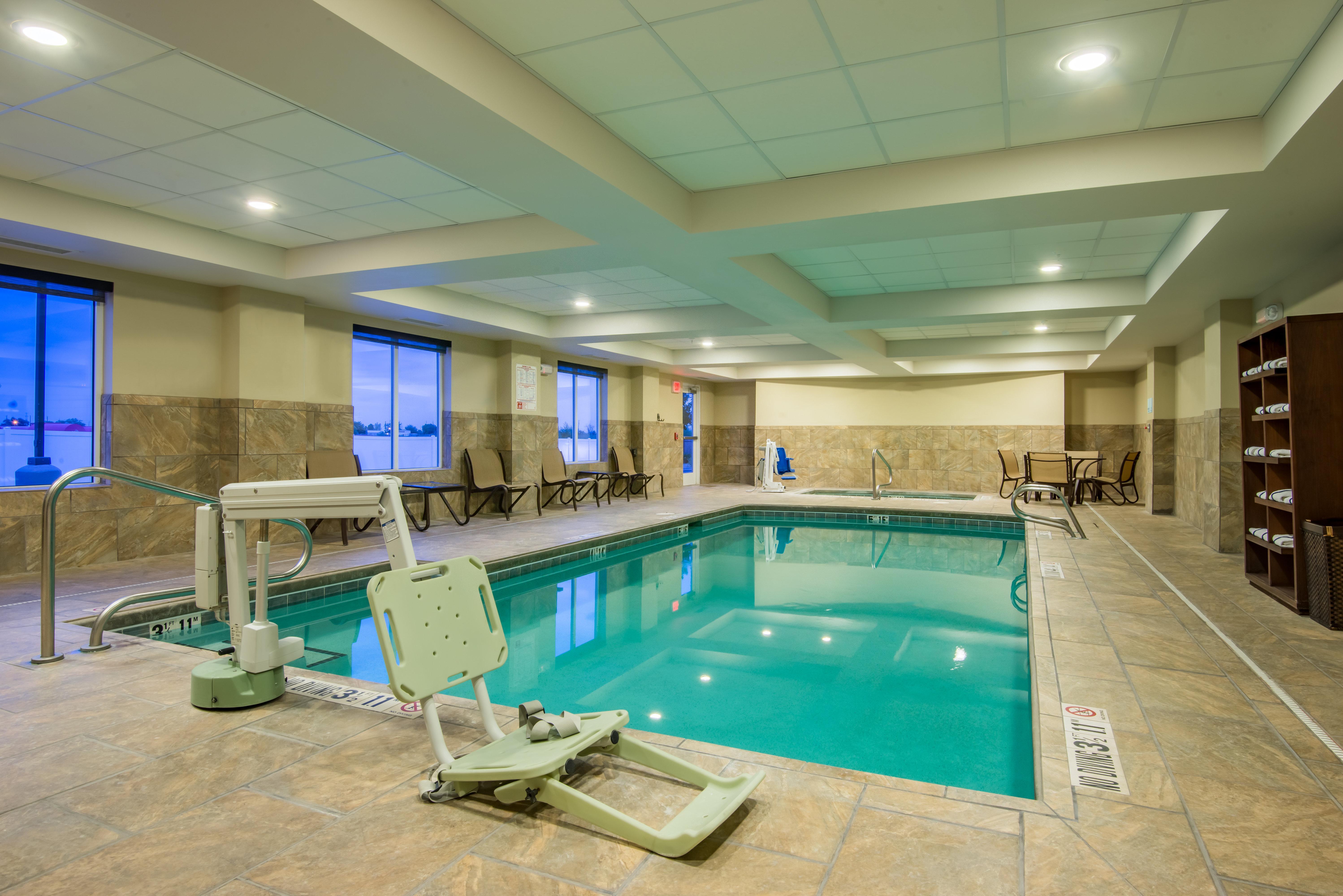 Holiday Inn Express Hotel & Suites Hobbs, An Ihg Hotel Exterior foto